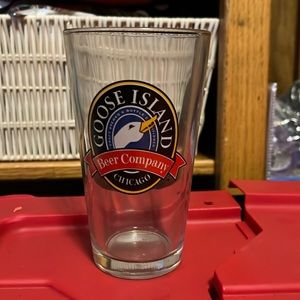 Goose Island Chicago IL Brewery Beer Glass Cup Pint Glass Cups